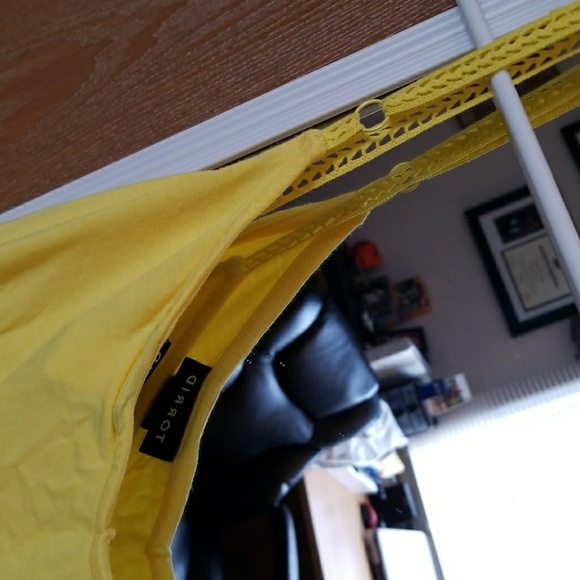 Torrid Yellow Swing Tank - Picture 3 of 3